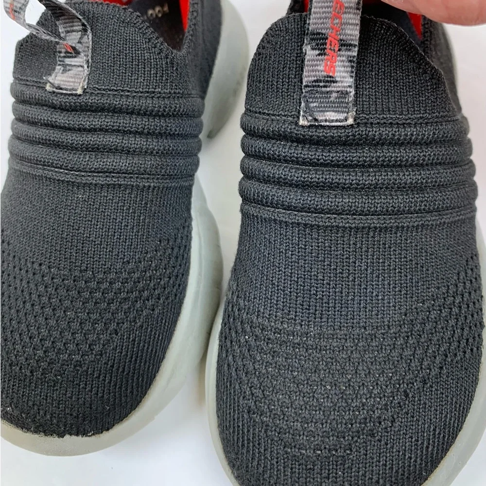 Skechers Razor Flex Black Red Slip On Low Top Comfort Shoes Toddler Sz 8 (S449)